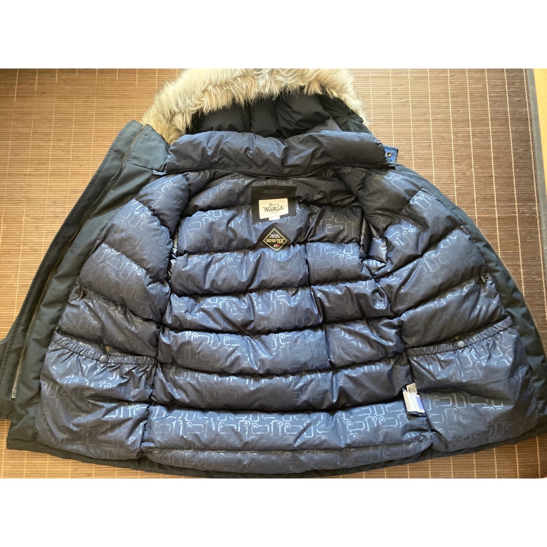 WOOLRICH(ウールリッチ)のウールリッチ  ゴアテックス　美品　アークティック　ダウン　パーカ メンズのジャケット/アウター(ダウンジャケット)の商品写真