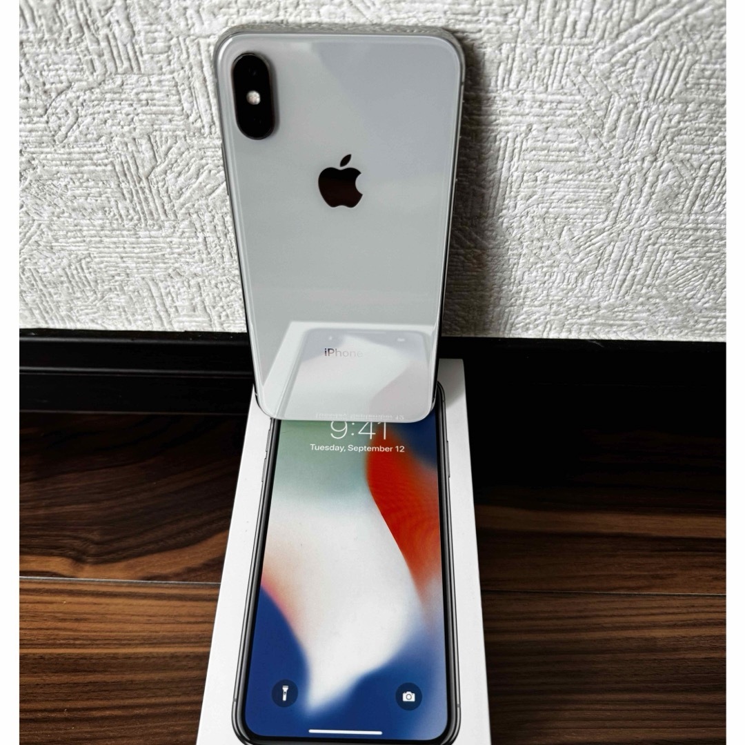 iPhone(アイフォーン)のApple アップル  iPhoneX 64GB SIMフリー スマホ/家電/カメラのスマートフォン/携帯電話(スマートフォン本体)の商品写真