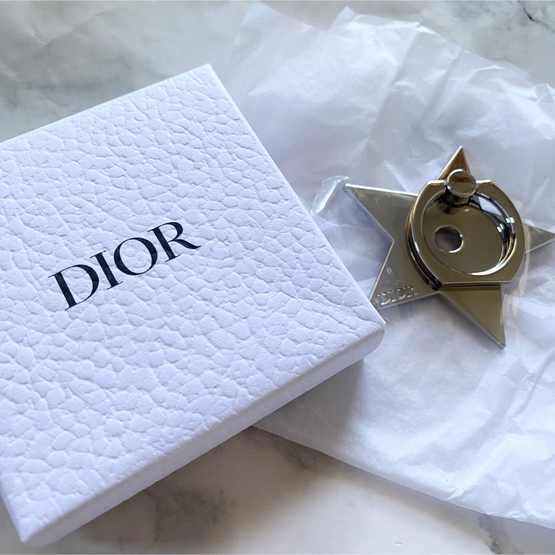 Christian Dior(クリスチャンディオール)のDIOR バンカーリング スマホ/家電/カメラのスマホアクセサリー(その他)の商品写真