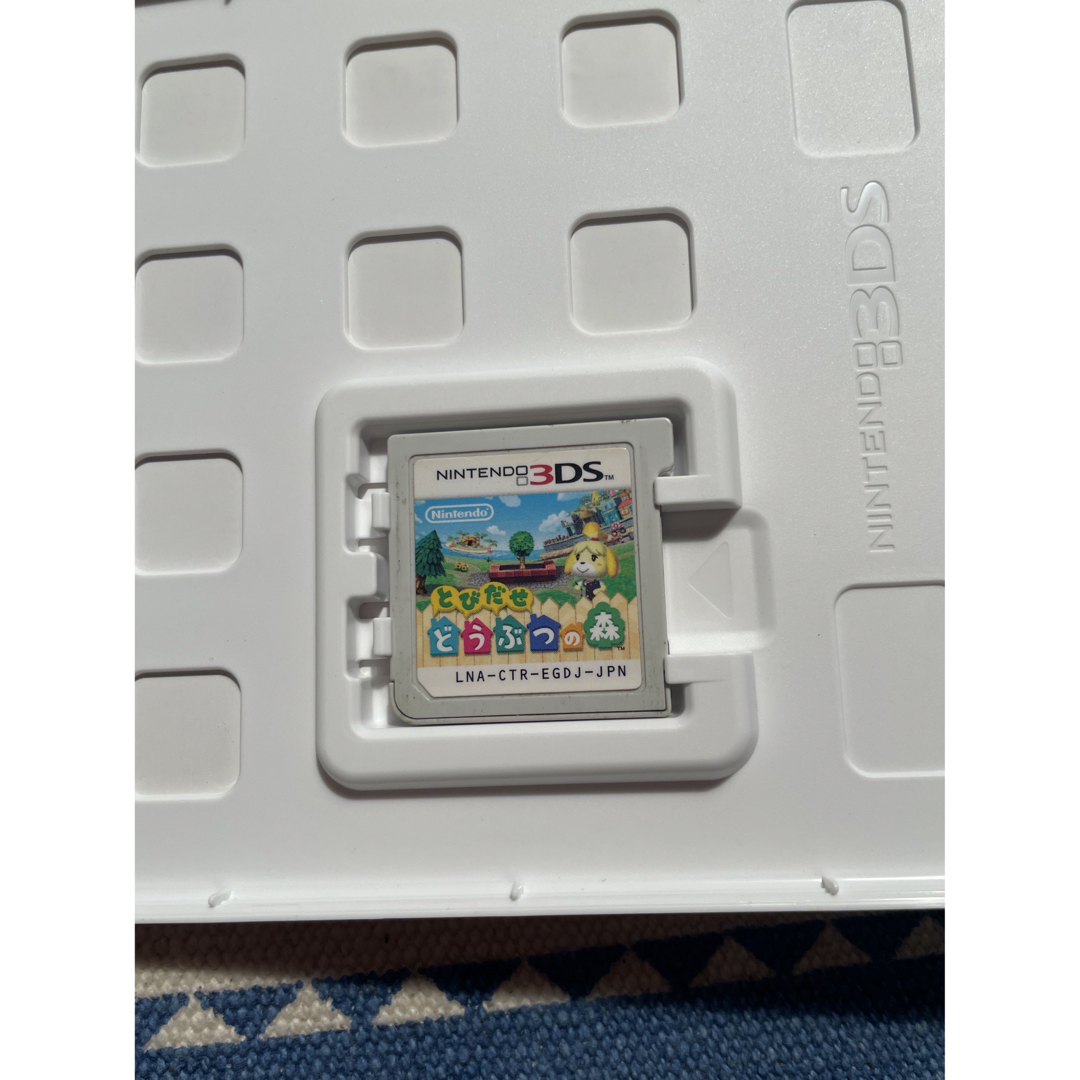 ニンテンドー3DS(ニンテンドー3DS)のとびだせ どうぶつの森 3DS エンタメ/ホビーのゲームソフト/ゲーム機本体(携帯用ゲームソフト)の商品写真