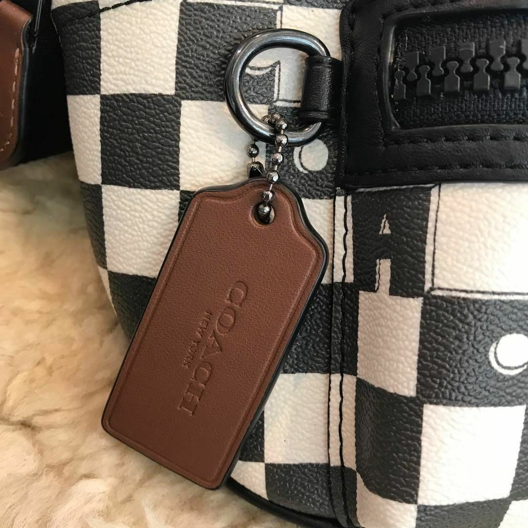 美品 COACH コーチ　ショルダーバッグ　ウエストバッグ　ブラック