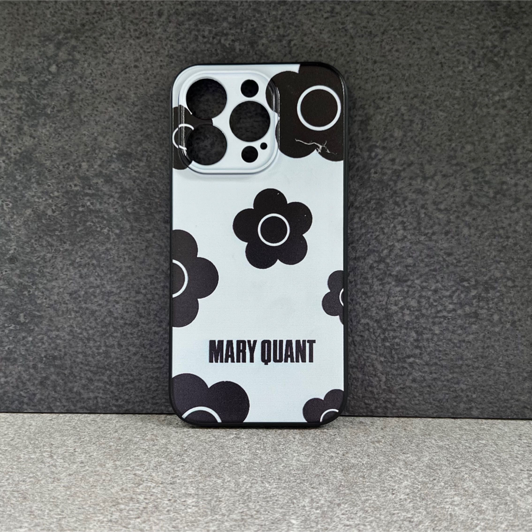 MARY QUANT(マリークワント)のiPhone14pro マリークワント  デイジー柄  モバイルケース  スマホ/家電/カメラのスマホアクセサリー(iPhoneケース)の商品写真