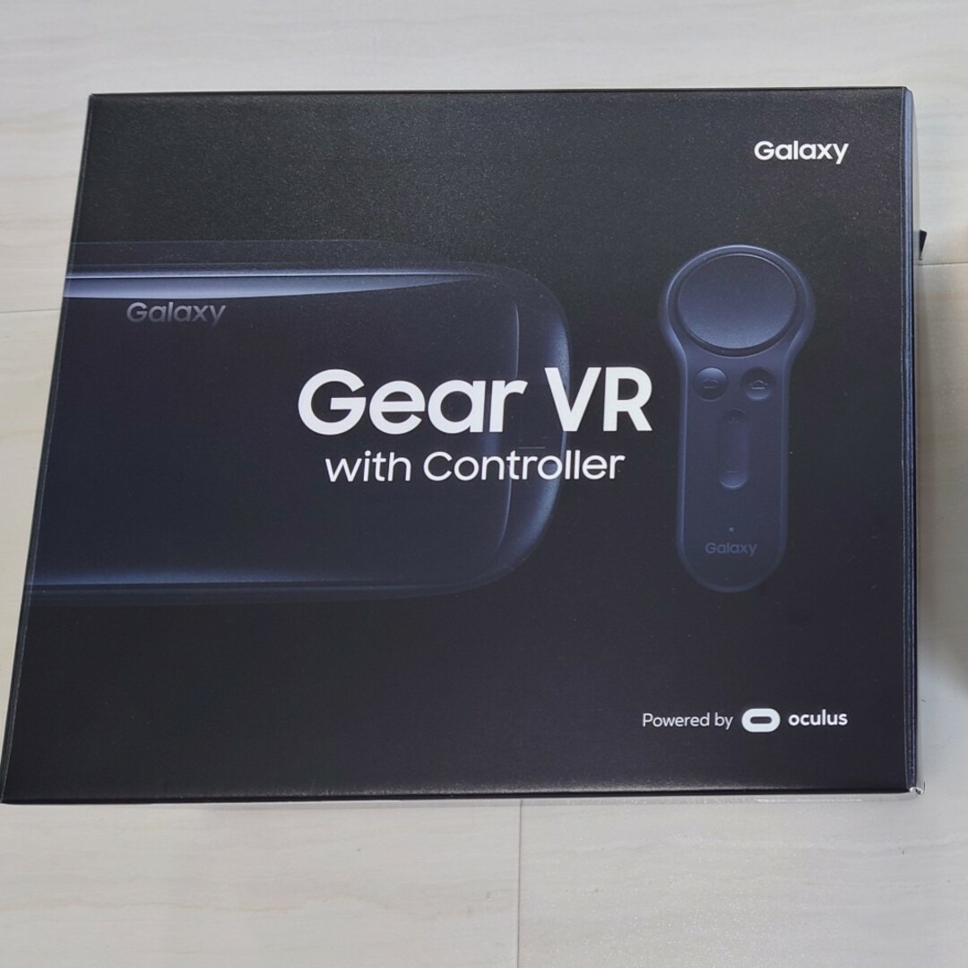 Galaxy(ギャラクシー)のSAMSUNG Galaxy Gear VR with Controller S スマホ/家電/カメラのスマホアクセサリー(その他)の商品写真