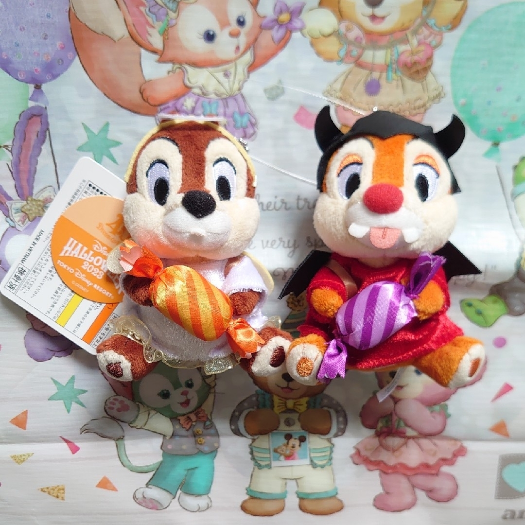 【ぬいぐるみバッジ】ディズニー 40周年  ハロウィン 2023 チップ\u0026デール