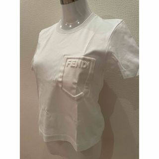 ◎FENDI  フェンディ　フロントロゴ　Tシャツ　レディース