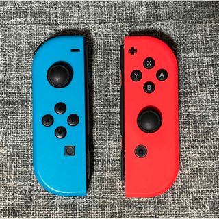 ニンテンドースイッチ(Nintendo Switch)の純正品 スイッチ switch ジョイコン コントローラー LR ブルー レッド(家庭用ゲーム機本体)