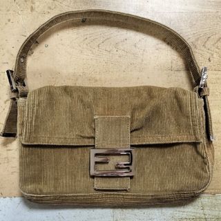 フェンディ(FENDI)のフェンディ コーデュロイショルダーバッグ(ショルダーバッグ)