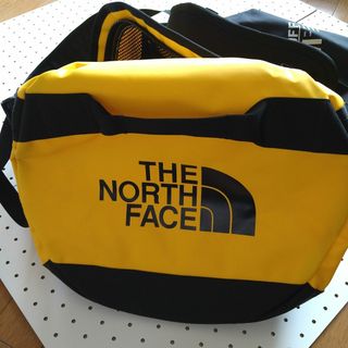 ザノースフェイス(THE NORTH FACE)のTHE NORTH FACE ノースフェイス BC　Ｍ　70L　イエロー(ボストンバッグ)