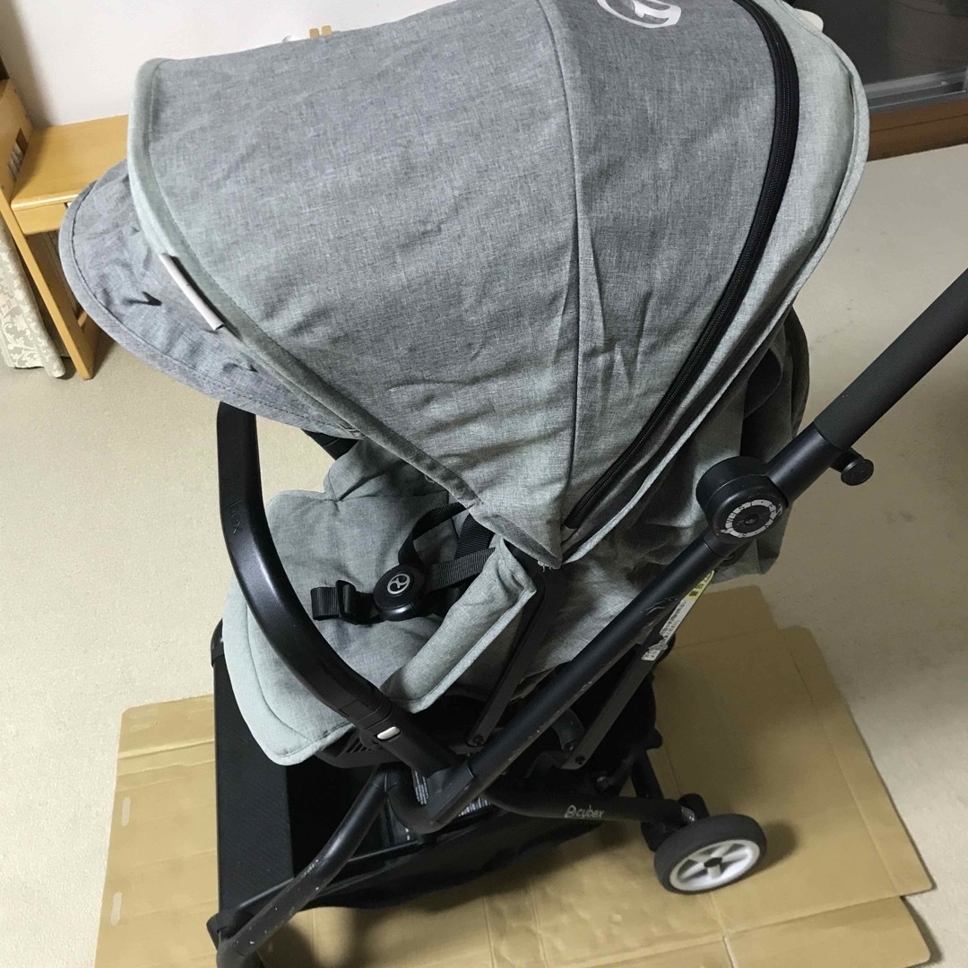 Cybex　イージーSツイスト　バンパーバー&レインカバーもお付けします