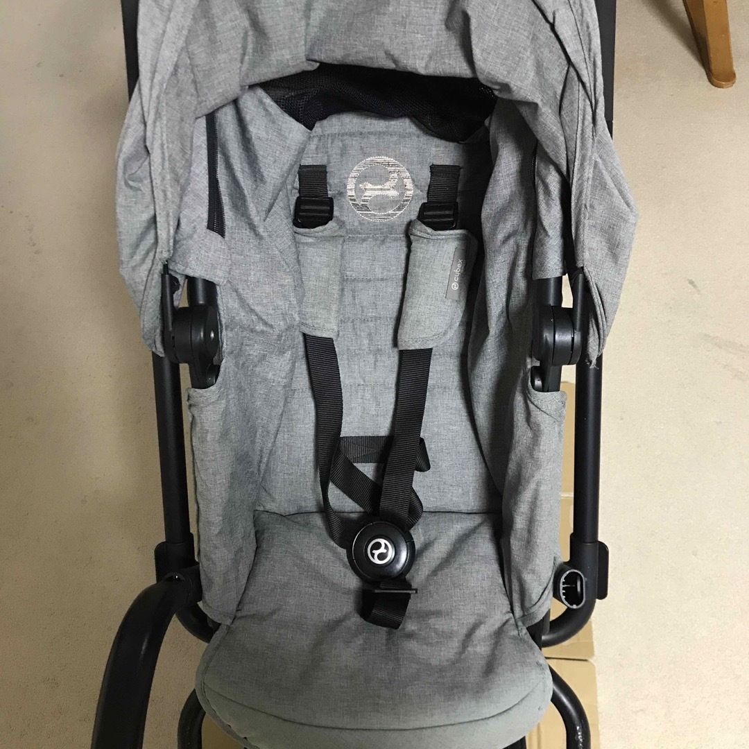 Cybex　イージーSツイスト　バンパーバー&レインカバーもお付けします