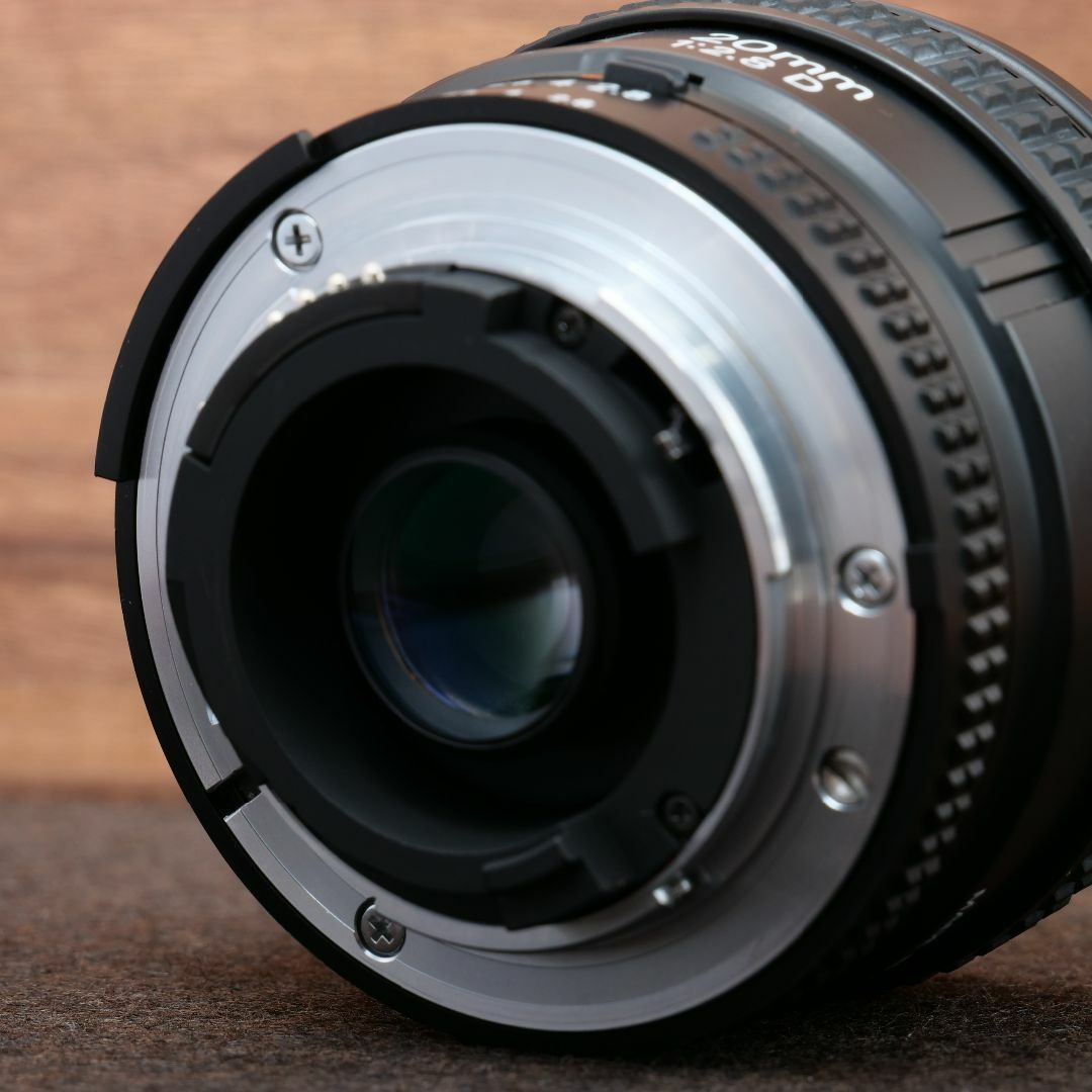 【美品】AI AF Nikkor 20mm f/2.8D Nikon単焦点レンズ