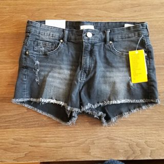 H&M 新品　ブラックデニム　ホットパンツ(ショートパンツ)