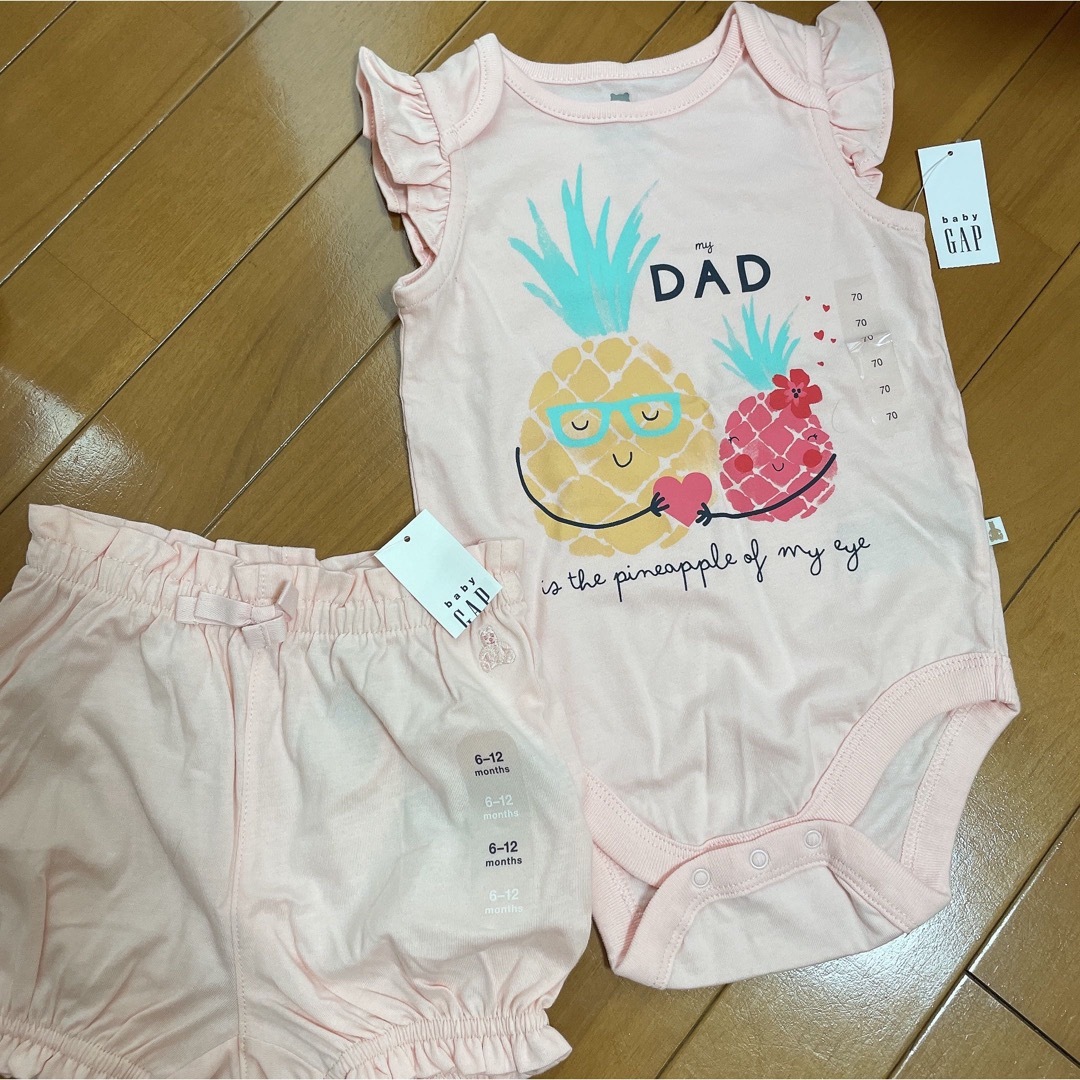 babyGAP(ベビーギャップ)のbaby gap キッズ/ベビー/マタニティのベビー服(~85cm)(ロンパース)の商品写真