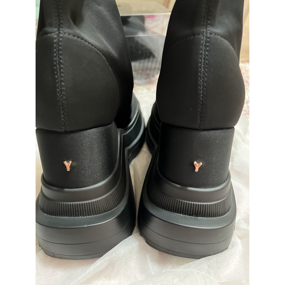 yellaw(イエロー)のYELLO ショートブーツ レディースの靴/シューズ(ブーツ)の商品写真