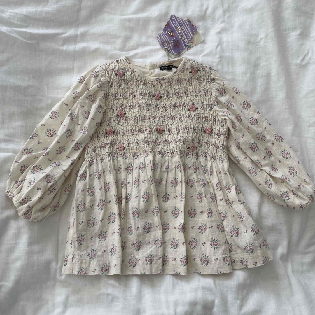 BONJOUR DIARY  HANDSMOCK BLOUSE 1