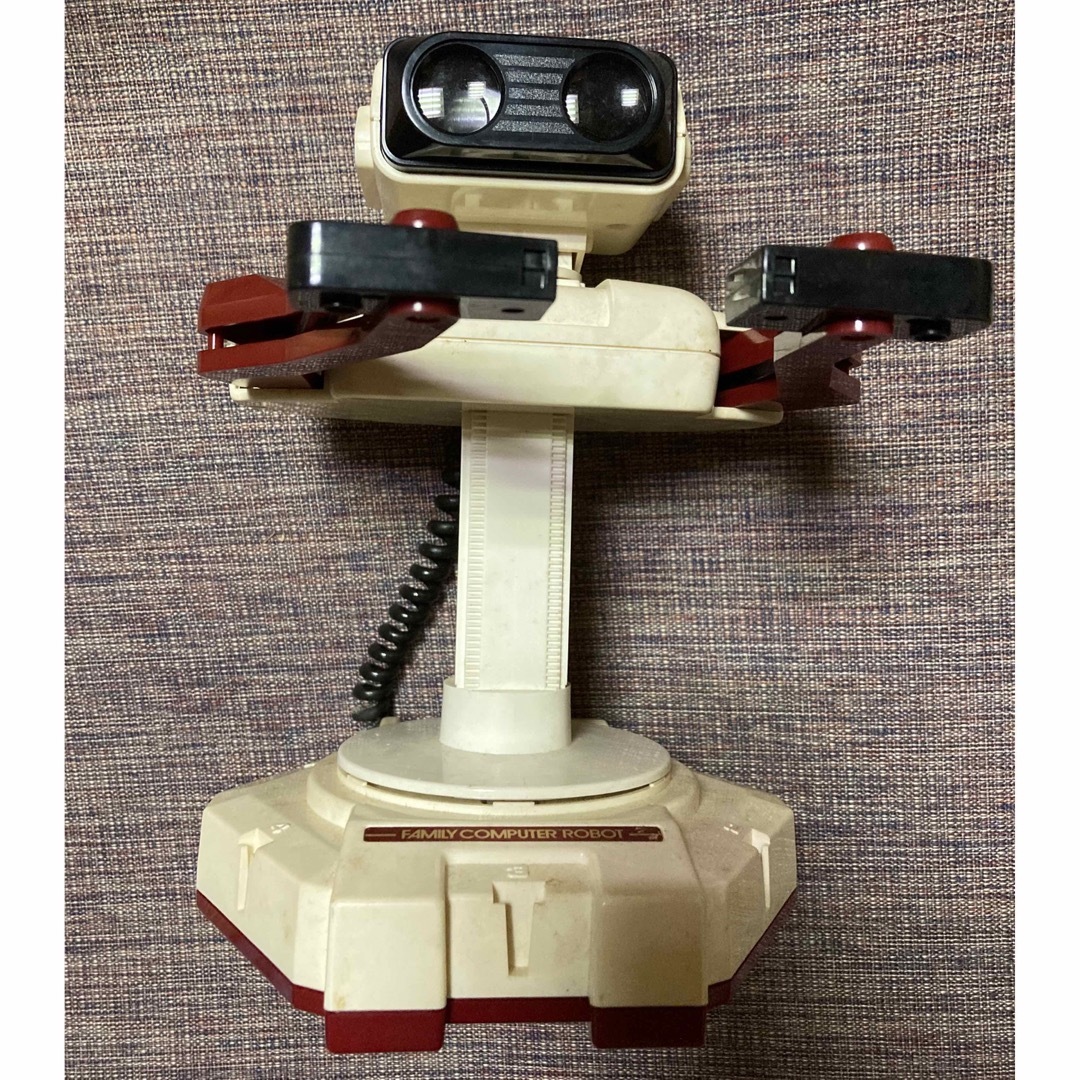 ファミリーコンピューター　ロボット 3