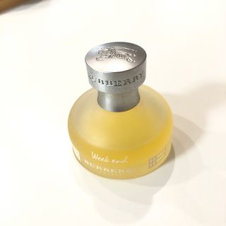 バーバリー(BURBERRY)のBURBERRY week endオーデ パルファム30ml(香水(女性用))