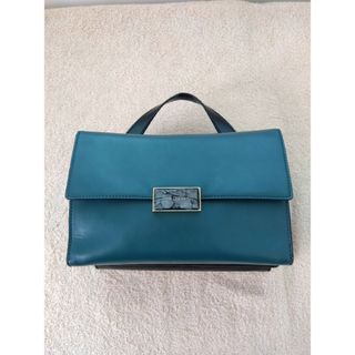 チャールズアンドキース(Charles and Keith)のCHARLES&KEITH    バック(ハンドバッグ)