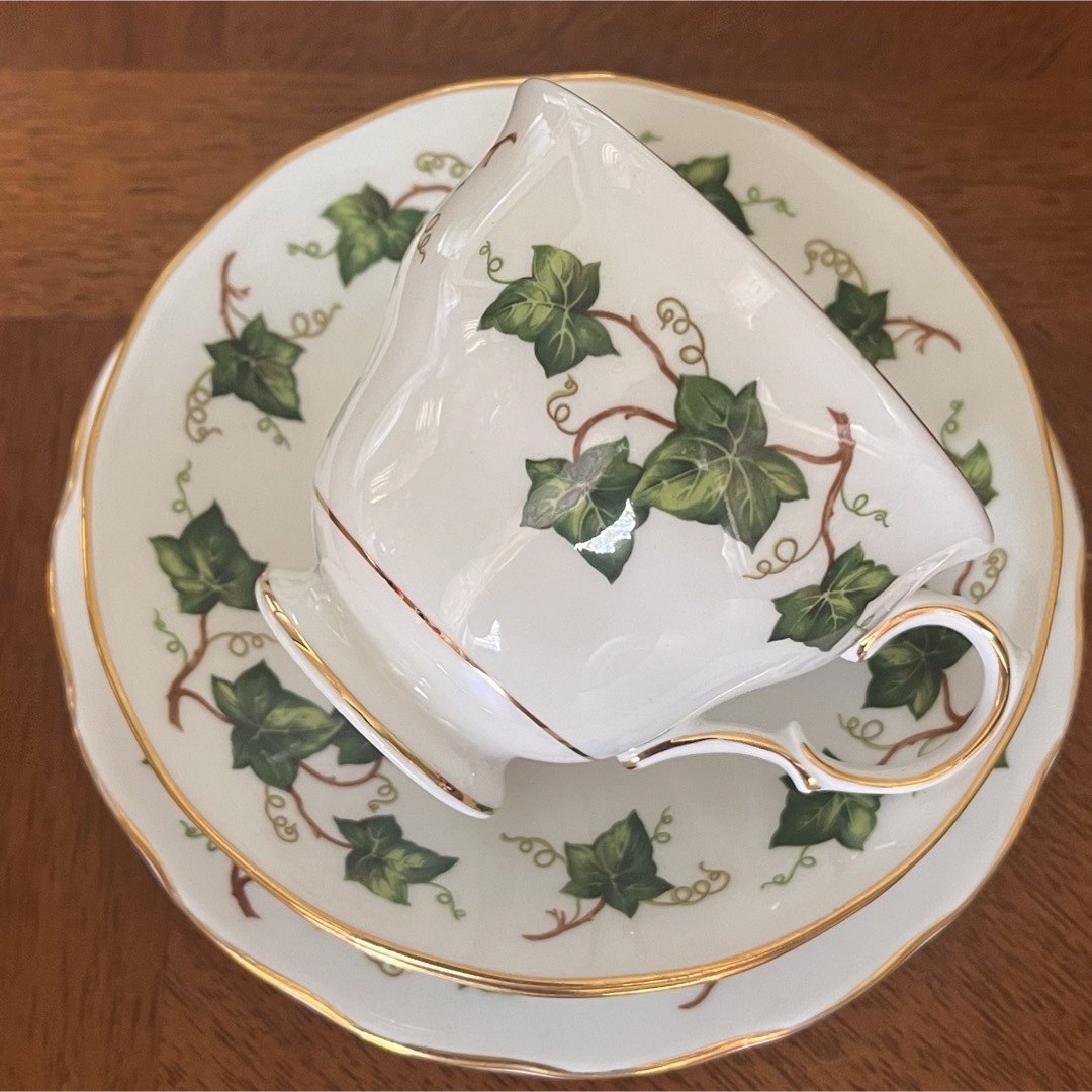 Royal Albert ロイヤル・アルバート プチポワン 24cmスクエア