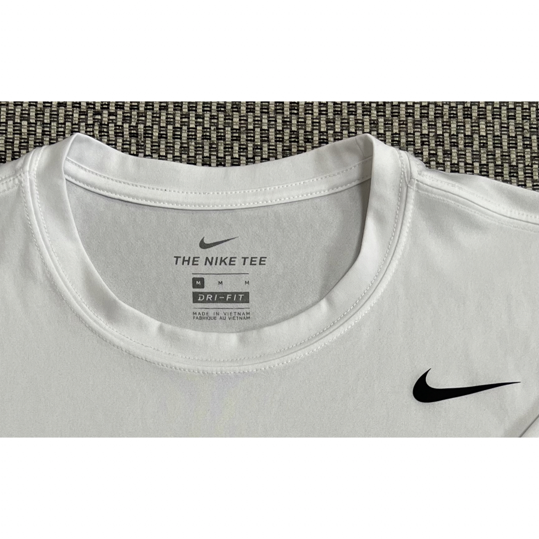 NIKE(ナイキ)のNIKE ナイキ　ドライフィットTシャツ　長袖 メンズのトップス(Tシャツ/カットソー(七分/長袖))の商品写真