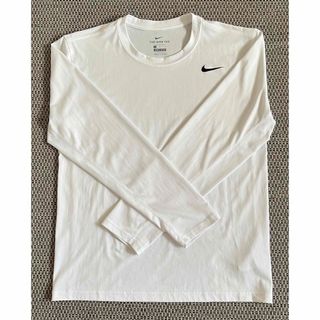 ナイキ(NIKE)のNIKE ナイキ　ドライフィットTシャツ　長袖(Tシャツ/カットソー(七分/長袖))