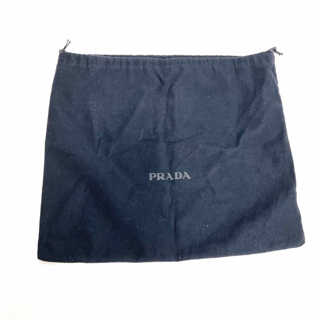 PRADA(プラダ)の【美品】PRADA ナイロン マチなし ショルダーバッグ ブラック 白タグ付 レディースのバッグ(ショルダーバッグ)の商品写真