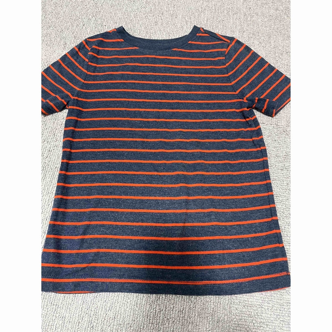 Old Navy(オールドネイビー)のボーダーTシャツ　5Tサイズ　110 キッズ/ベビー/マタニティのキッズ服男の子用(90cm~)(Tシャツ/カットソー)の商品写真