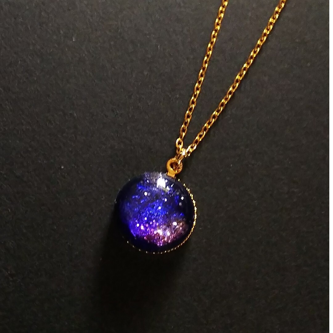 幻の宇宙 ステンレス ネックレス レディースのアクセサリー(ネックレス)の商品写真