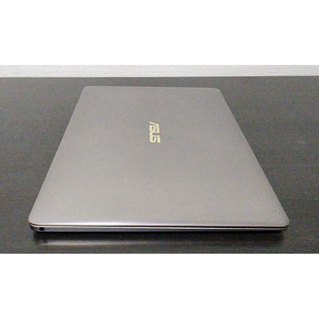 ASUS Zenbook 3(UX390UA-256G) ノートパソコン本体