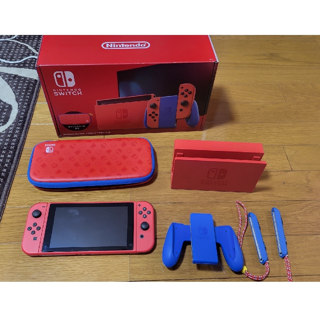 Nintendo Switch マリオレッド