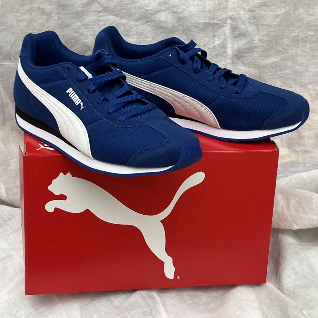 新品未使用品 PUMA プーマ 27.0cm スニーカー シューズ 青ブルー