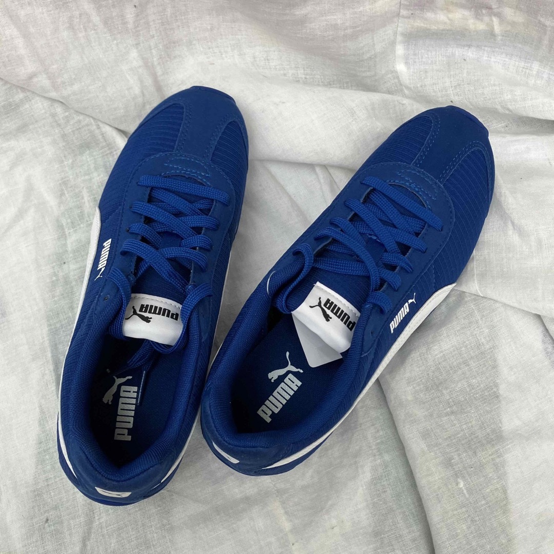 新品未使用品 PUMA プーマ 27.0cm スニーカー シューズ 青ブルー