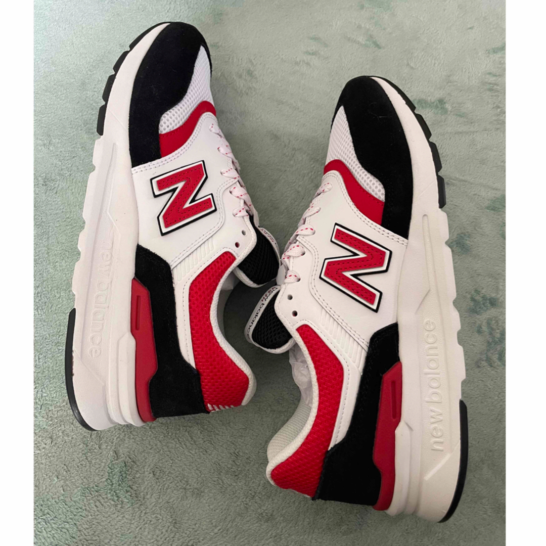 New Balance(ニューバランス)のNew Balance 997H White Red サイズ 25cm メンズの靴/シューズ(スニーカー)の商品写真