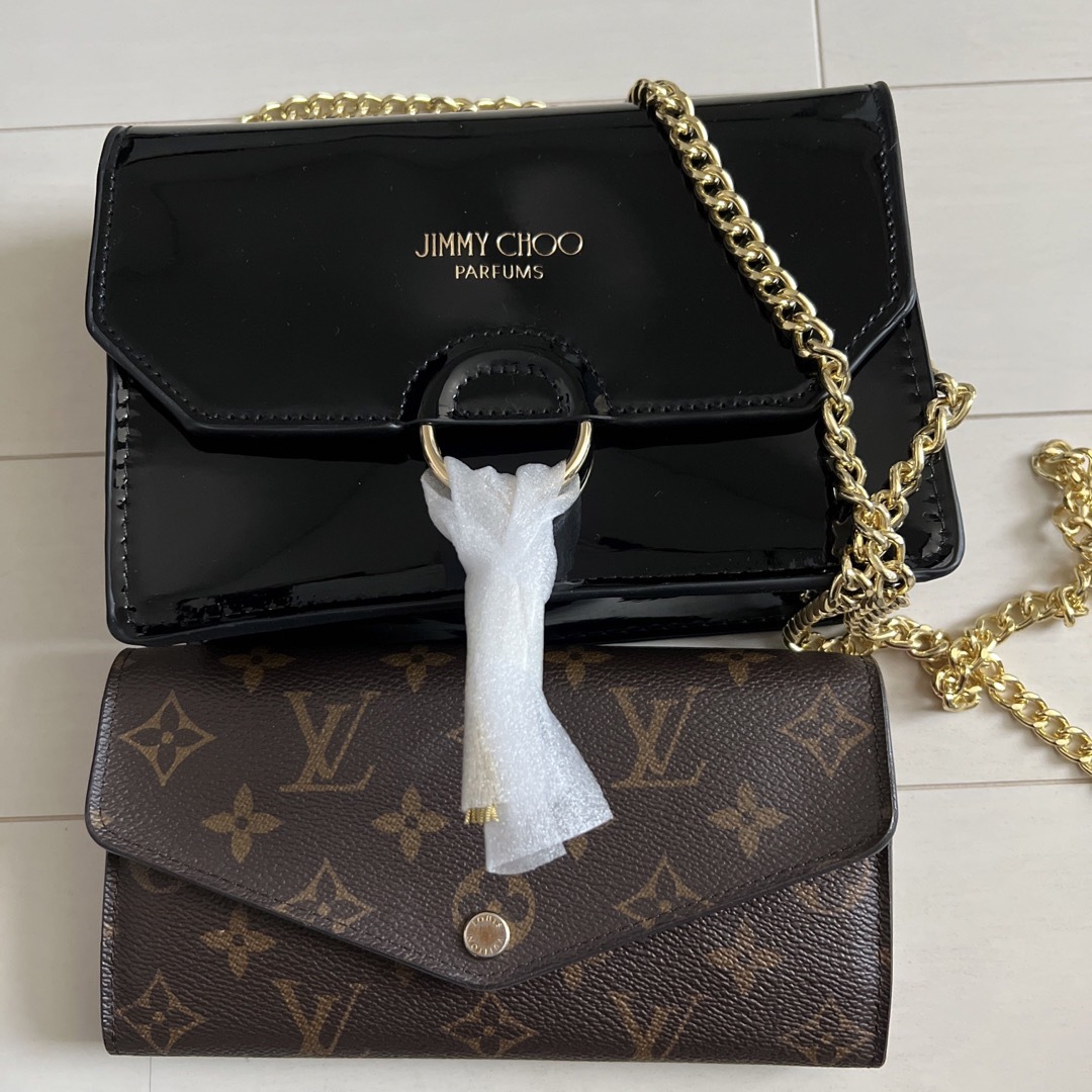 期間限定価格！！♡新品未使用♡ JIMMY CHOO ミニサラ　ショルダーバッグ