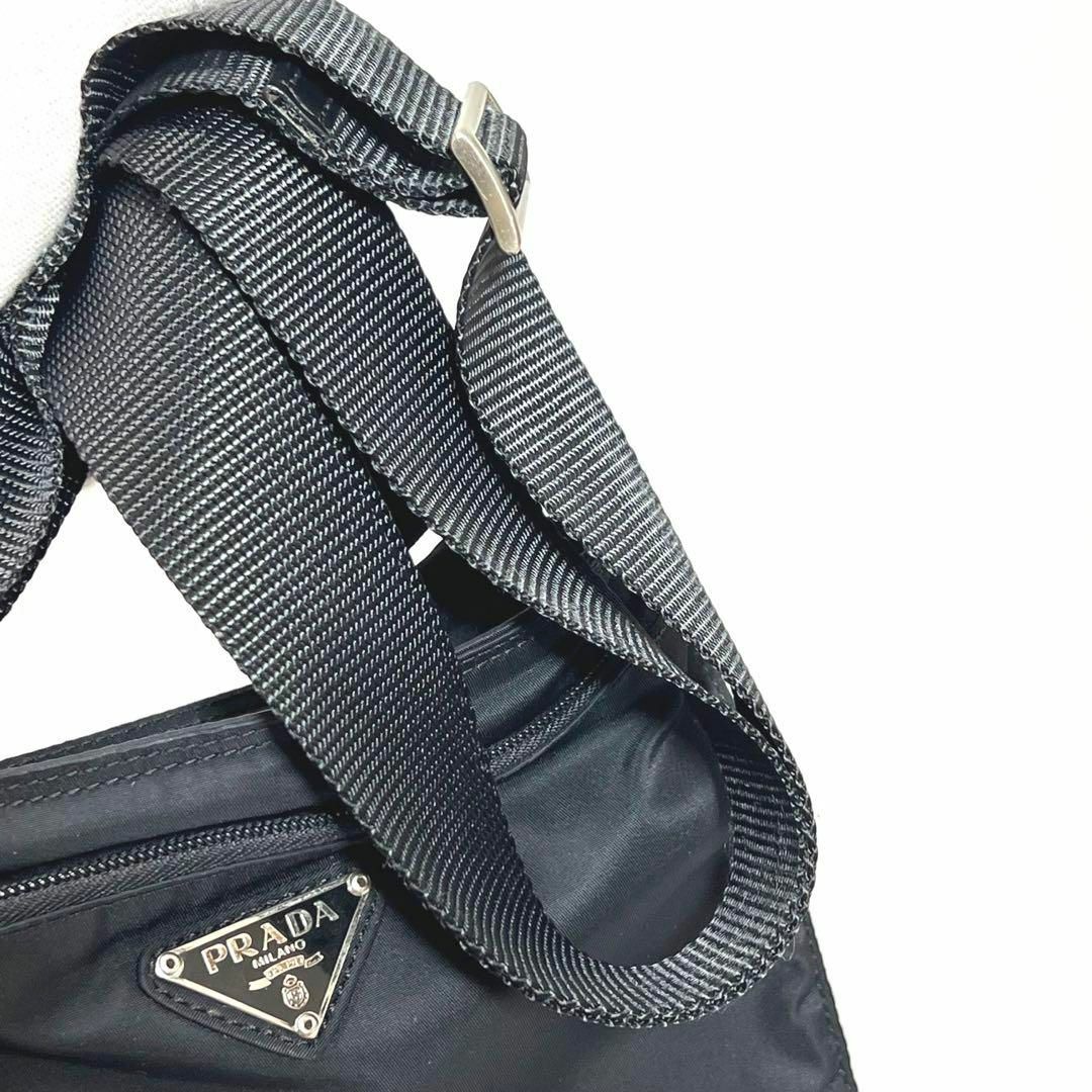 極美品】 PRADA ナイロン ショルダーバッグ マチなし 白タグ付 ミニ