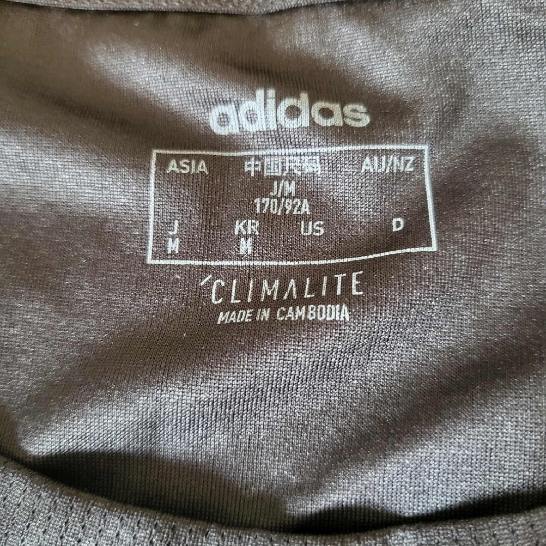 adidas(アディダス)のアディダス　ディズニー　Tシャツ　M メンズのトップス(Tシャツ/カットソー(半袖/袖なし))の商品写真