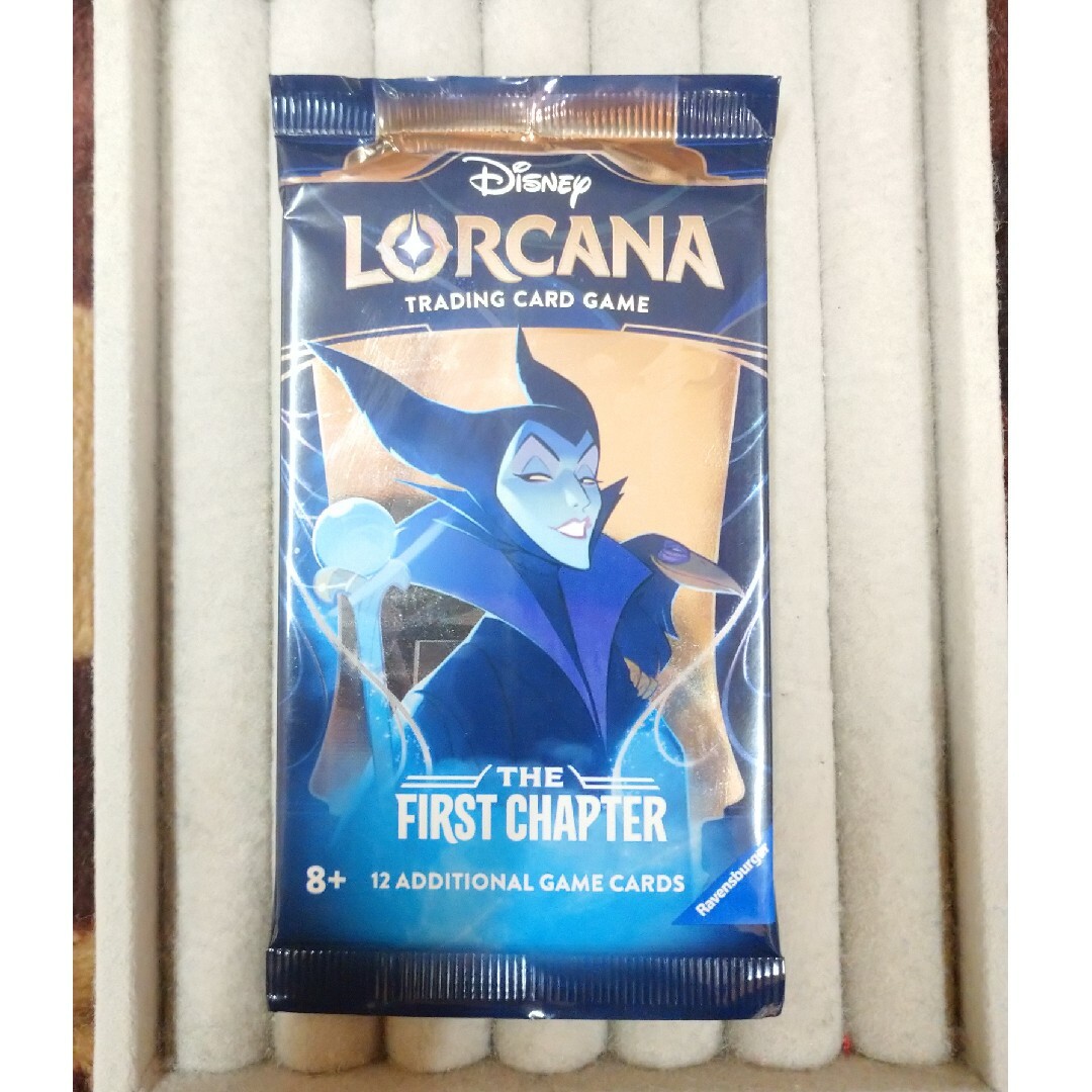 Disney(ディズニー)のディズニー　ロルカナ　LORCANA  1パック エンタメ/ホビーのトレーディングカード(Box/デッキ/パック)の商品写真