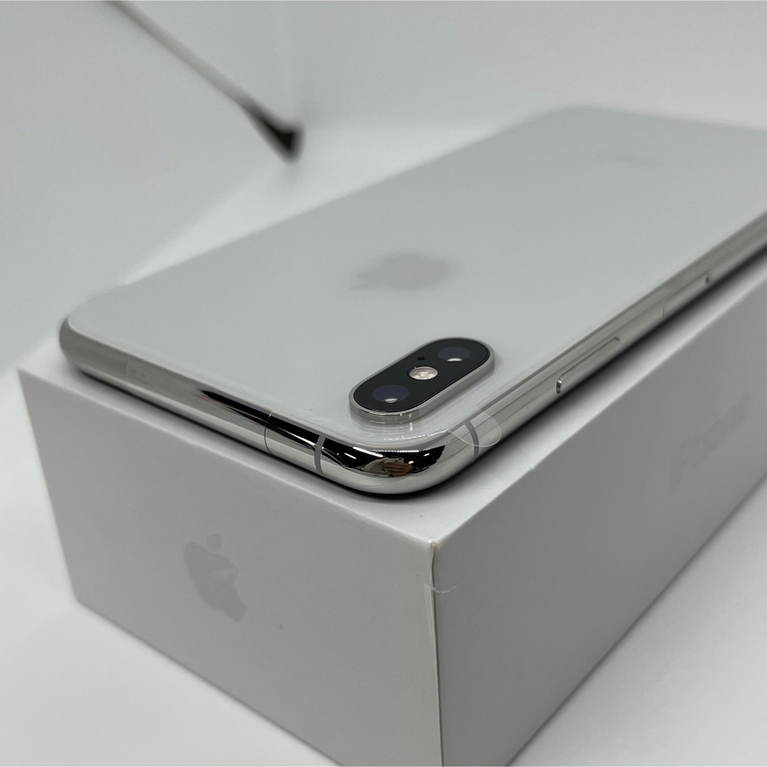 iPhone - 新品 iPhone Xs Max Silver 512 GB SIMフリーの通販 by 豊富