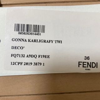 FENDI - FENDI カーリグラフィ プリーツスカートの通販 by りんご2's ...