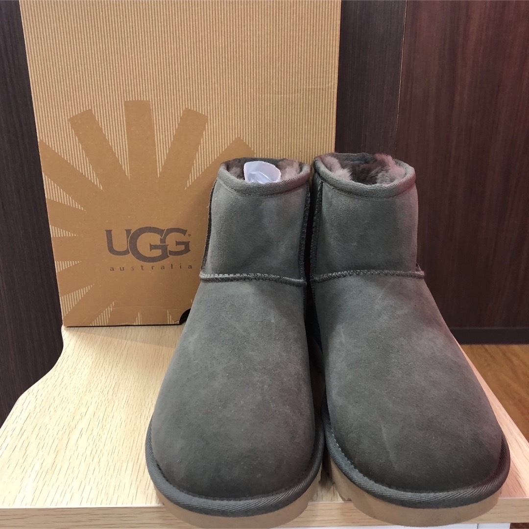 ⭐️UGG