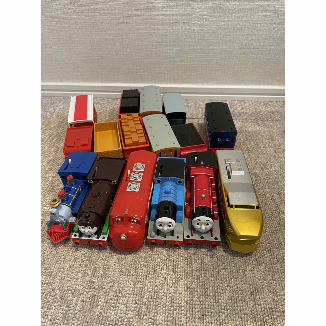 プラレール　トーマスなど5本セット