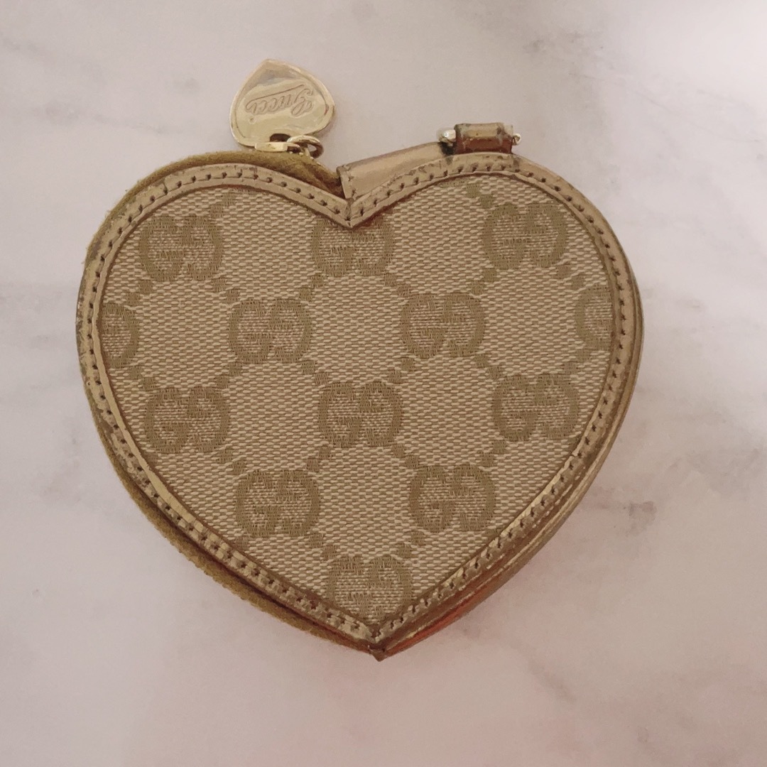 Gucci(グッチ)のセール　正規品　gucci ハート 財布　グッチ コインケース 小銭入れ  GG レディースのファッション小物(コインケース)の商品写真