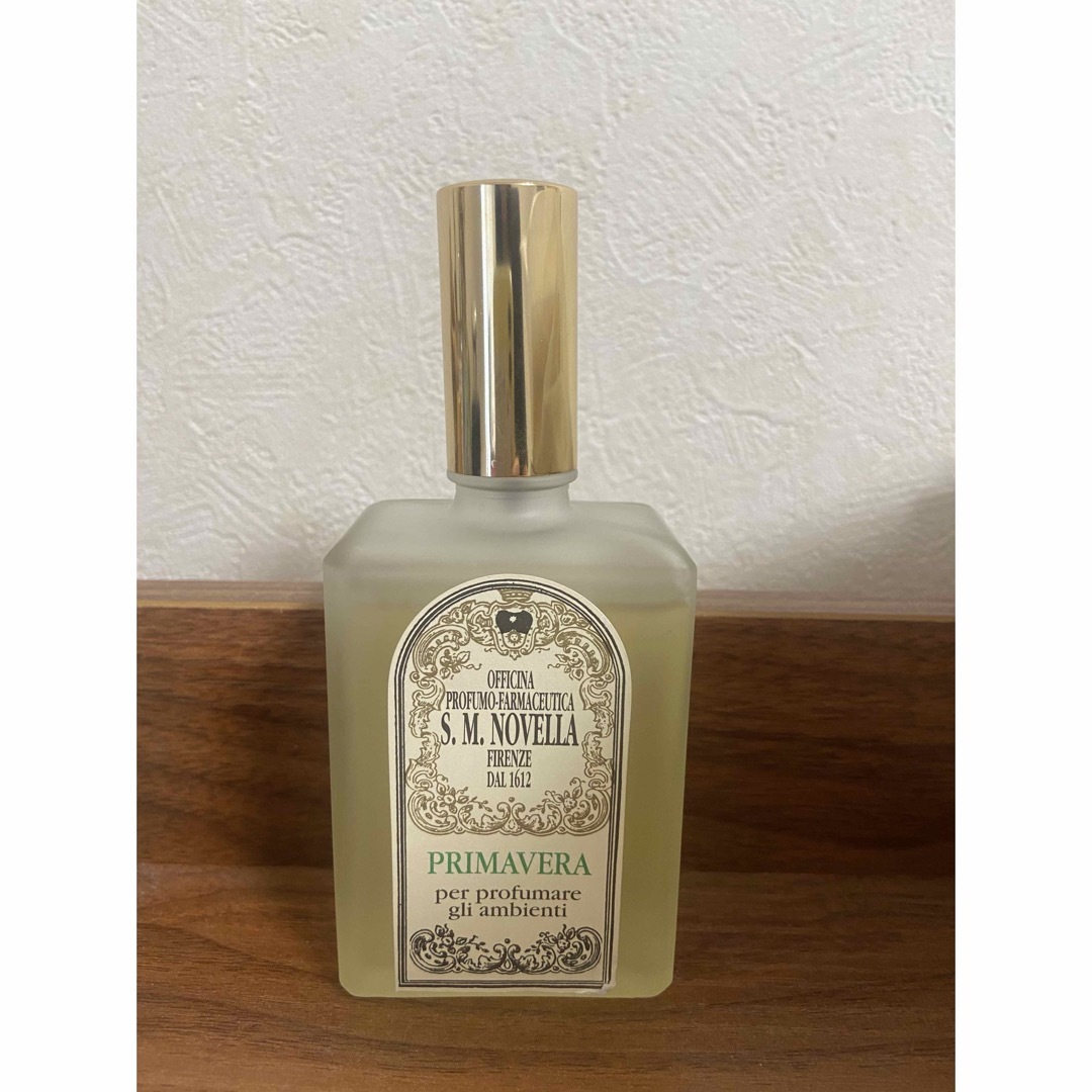 Santa Maria Novella(サンタマリアノヴェッラ)のサンタマリアノヴェッラ　ルームスプレー　香水　プリマベーラ コスメ/美容のリラクゼーション(アロマグッズ)の商品写真