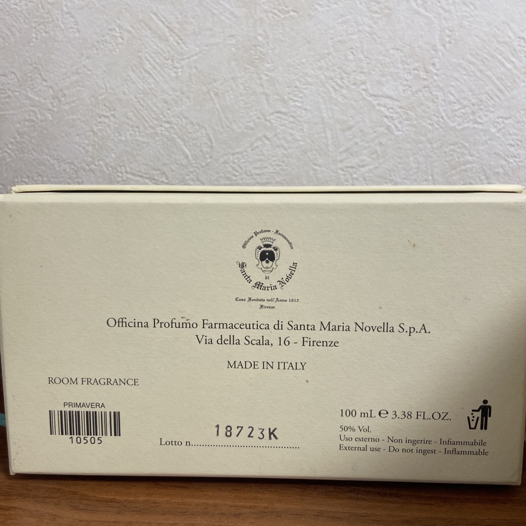 Santa Maria Novella(サンタマリアノヴェッラ)のサンタマリアノヴェッラ　ルームスプレー　香水　プリマベーラ コスメ/美容のリラクゼーション(アロマグッズ)の商品写真