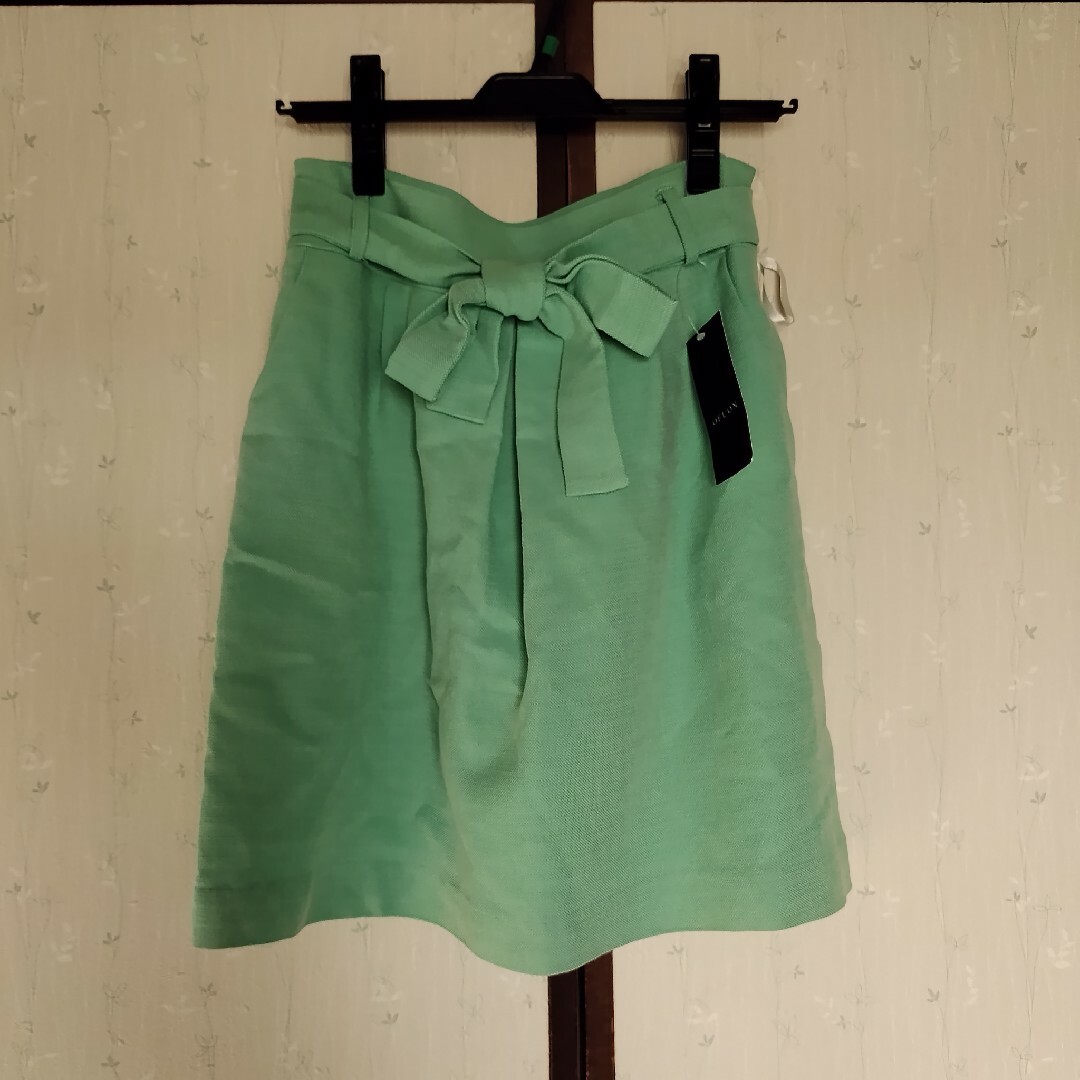 OFUON(オフオン)のOFUONスカート新品 レディースのスカート(ミニスカート)の商品写真