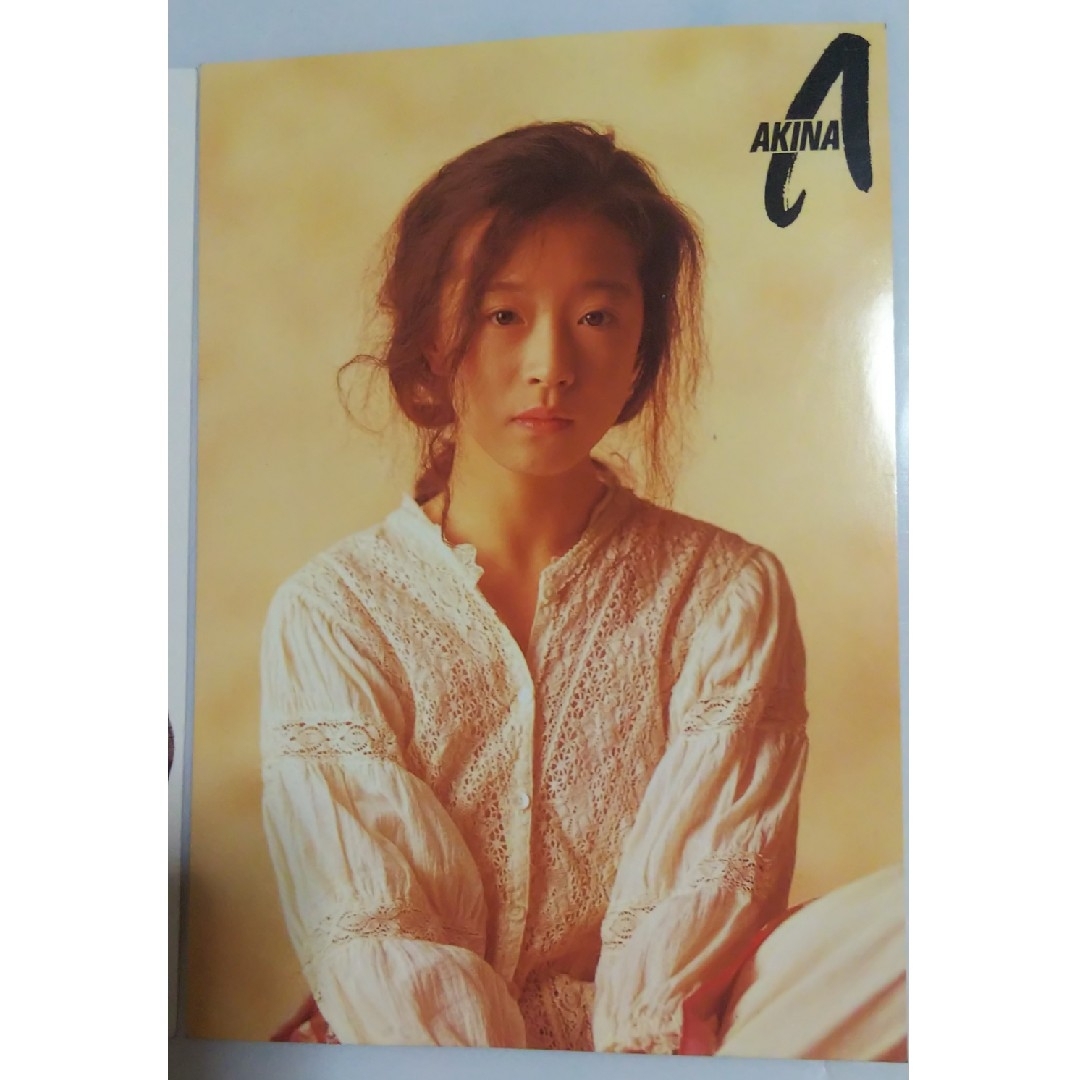 明治(メイジ)の㊗️復活 中森明菜 ﾎﾟｽﾄｶｰﾄﾞ 2枚ｾｯﾄ 明治ﾁｮｺﾚｰﾄ エンタメ/ホビーのタレントグッズ(女性タレント)の商品写真