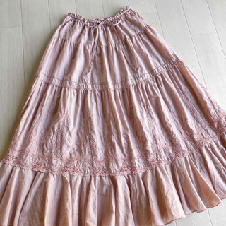 ピンクハウス(PINK HOUSE)のピンクハウス 綿ローン くすみピンク お花 刺繍 スカート(ロングスカート)