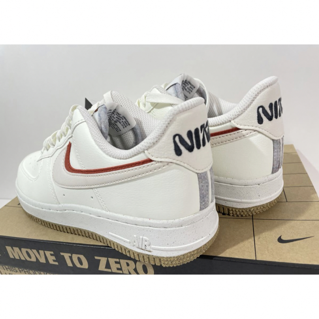 NIKE(ナイキ)の【新品】23.5㎝　ナイキ ウィメンズ エア フォース 1 '07 LX セイル レディースの靴/シューズ(スニーカー)の商品写真