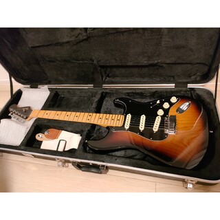 フェンダー(Fender)のAmerican Ultra Luxe Stratocaster Maple 2(エレキギター)