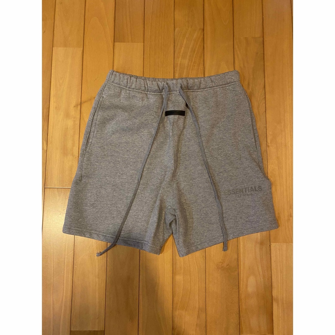 ESSENTIALS エッセンシャルズ Fear Of God ショートパンツ - ショート ... 新品 essentials エッセンシャルス ハーフパンツ トープ XS